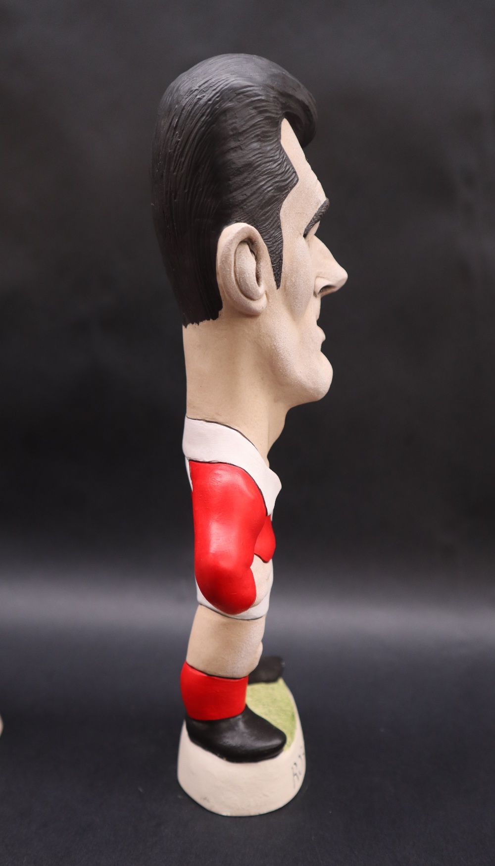 A World of Groggs Limited Edition resin figure of Stephen Jones in Welsh Rugby kit, - Image 9 of 10