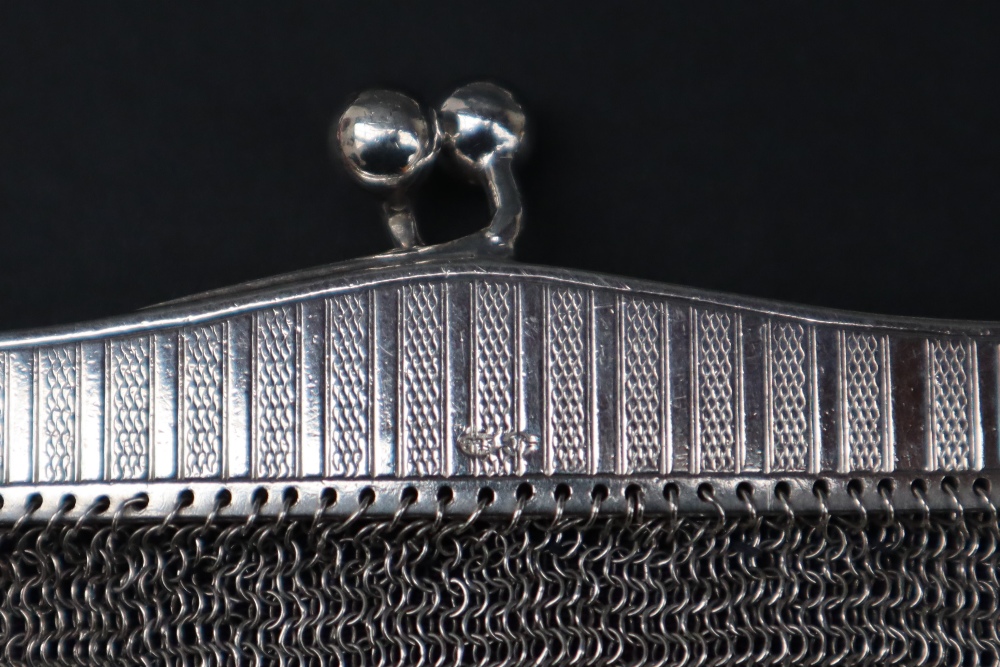 A George V silver mesh purse, with a crossover clasp and chain handle, import marks for London, - Image 4 of 7