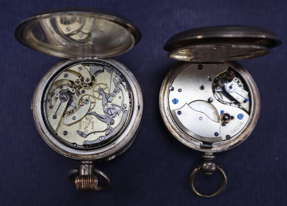 A Victorian silver open faced pocket watch, with an enamel dial, - Bild 6 aus 9