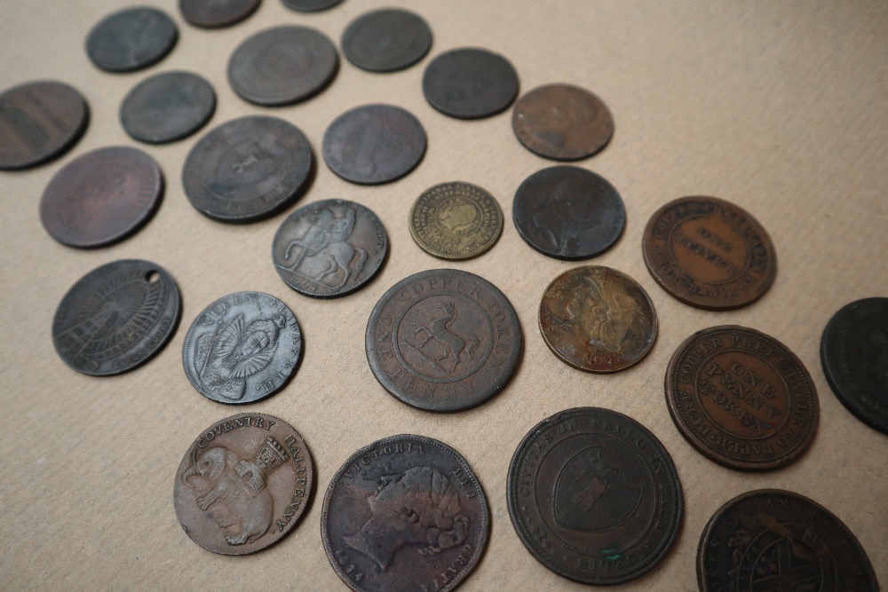 A collection of One and half Penny Tokens including Bristol & South Wales 1811, Chichester, - Bild 3 aus 8