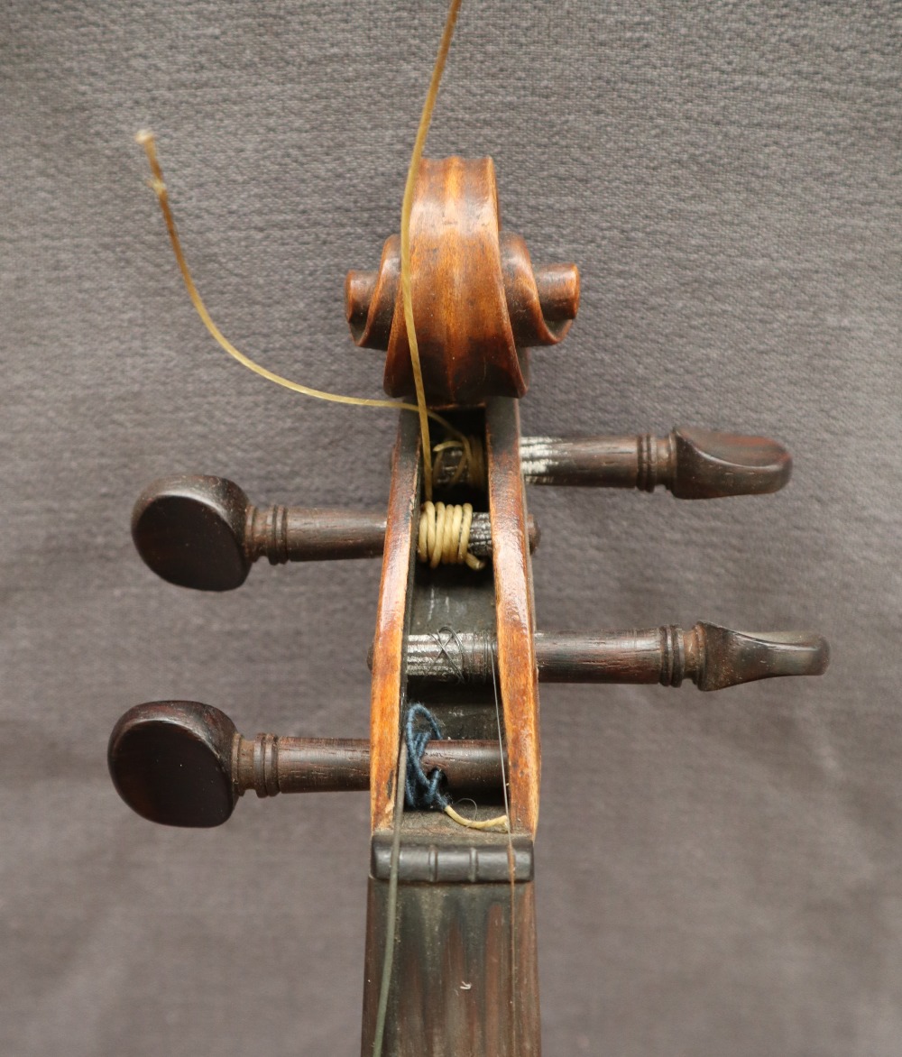 A Violin with two piece back and ebony stringing, overall 58.5cm long, back not including button 35. - Bild 6 aus 14