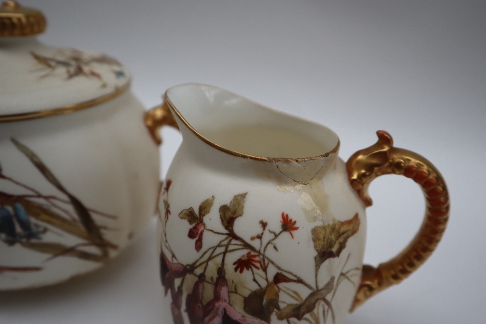 A Worcester three piece teaset, - Image 7 of 11