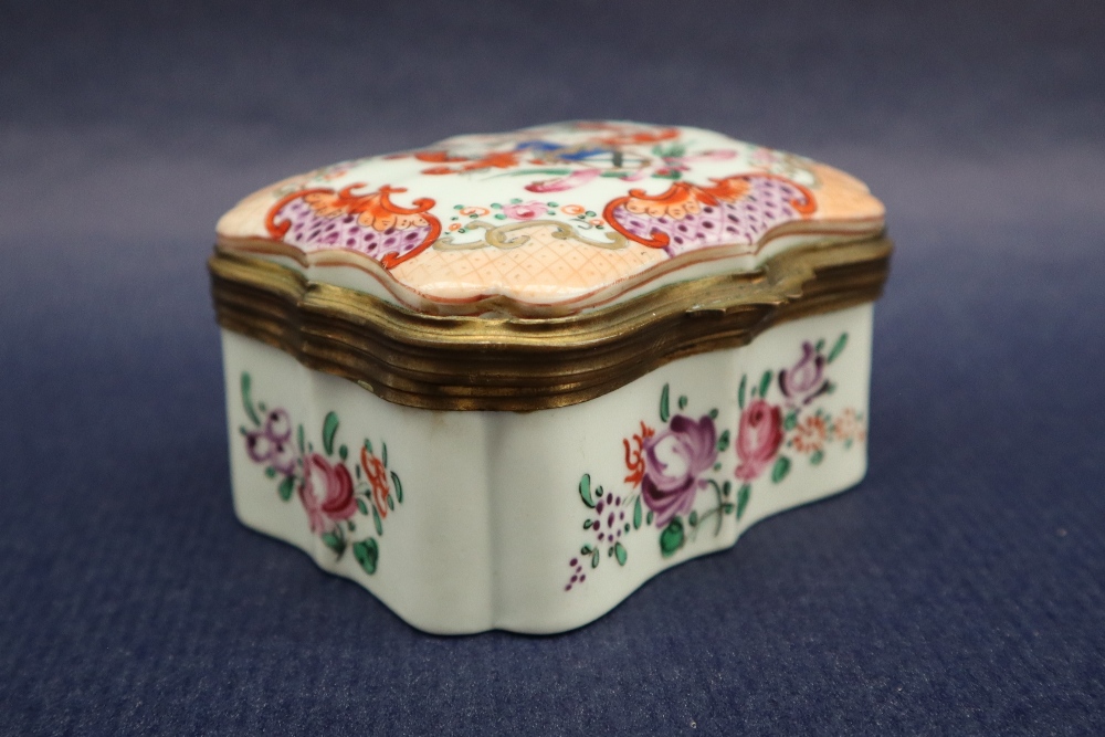 A 19th century continental porcelain box, - Image 4 of 8