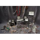 Assorted costume jewellery including silver brooches, necklaces & beaded necklaces, earrings,