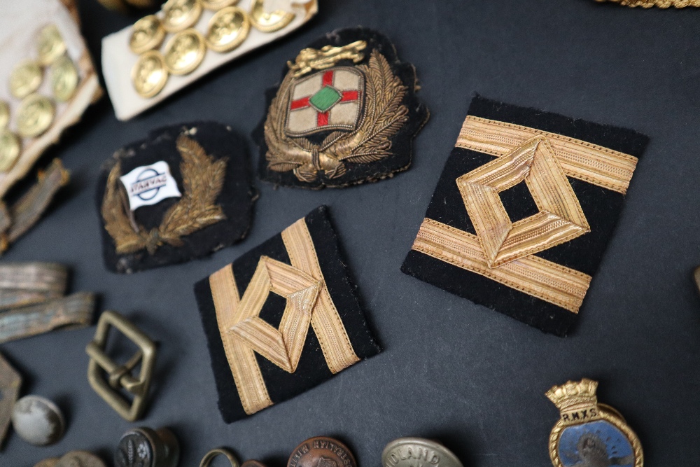 A collection of brass buttons, with lion motifs, Naval, - Image 5 of 6