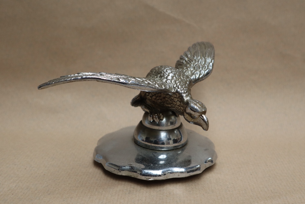 A Desmo eagle car / truck mascot in the form of an eagle with outstretched wings perched on a - Image 3 of 5