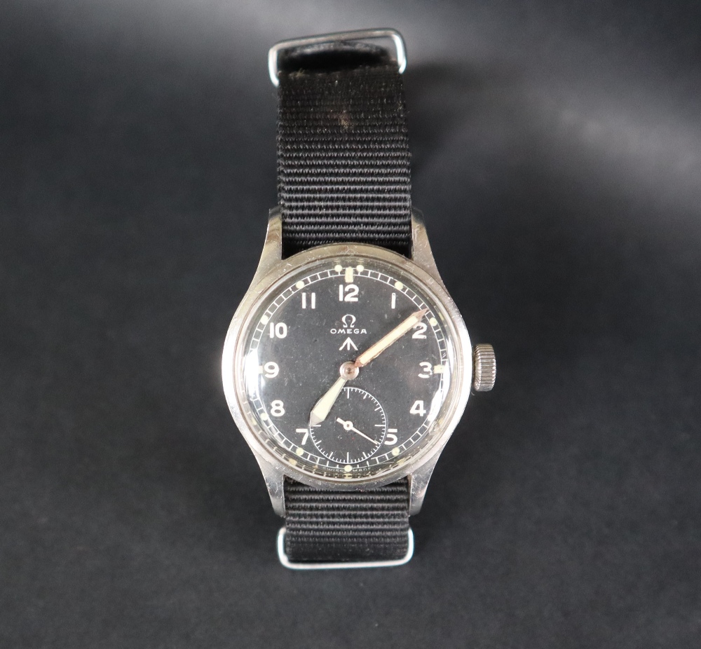 A gentleman's stainless steel British Military Omega W W W wristwatch part of the "Dirty Dozen" the