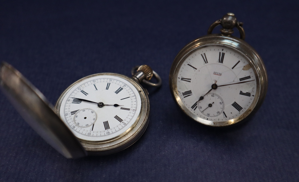 A Victorian silver open faced pocket watch, with an enamel dial, - Bild 4 aus 9
