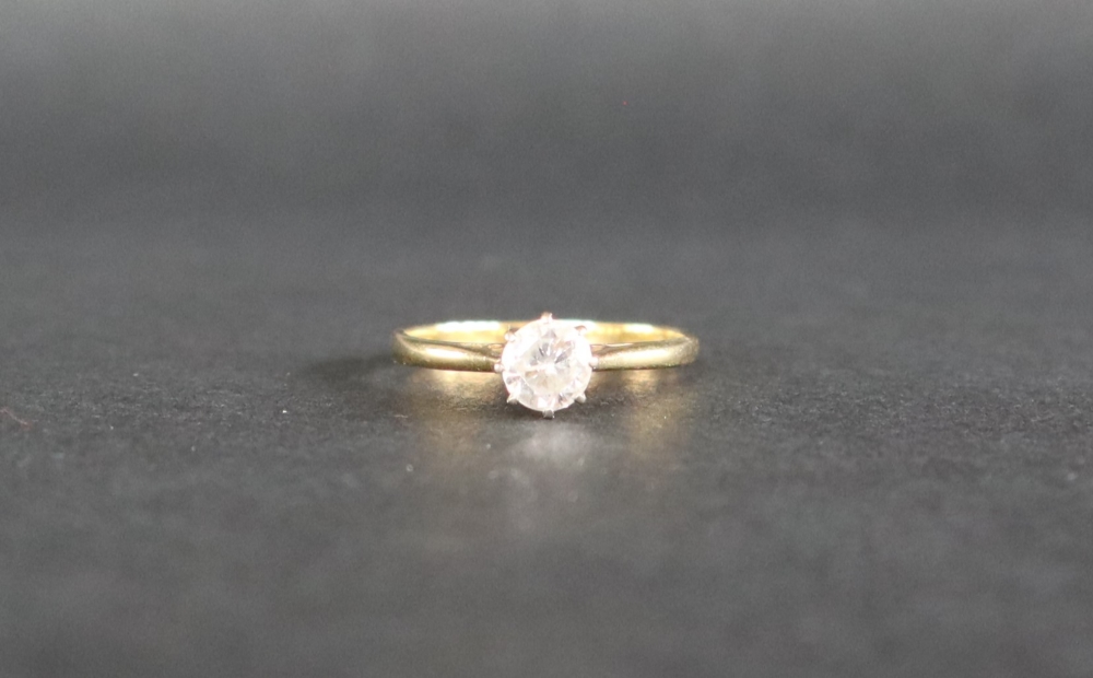 A solitaire diamond ring, set with a round brilliant cut diamond, approximately 0. - Image 3 of 6