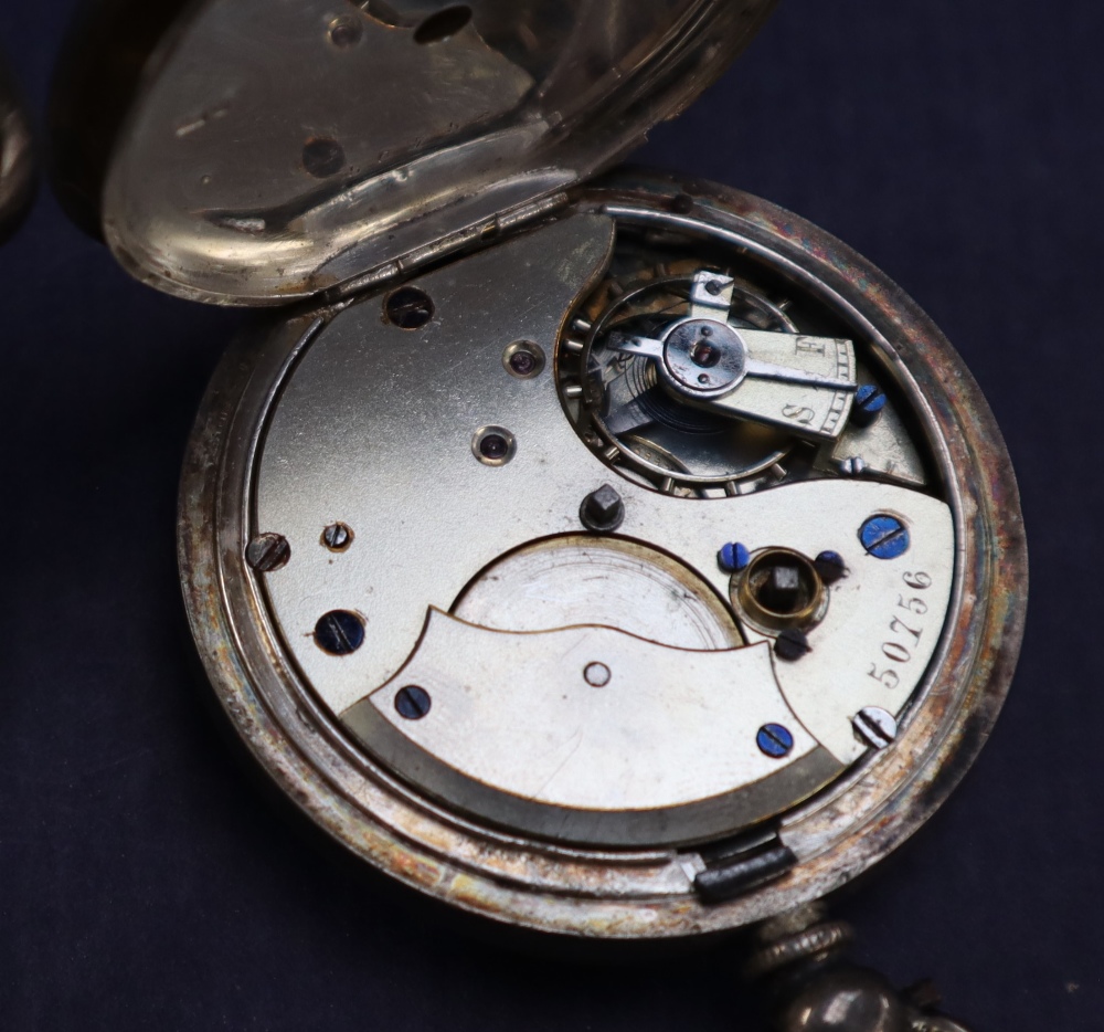 A Victorian silver open faced pocket watch, with an enamel dial, - Bild 8 aus 9