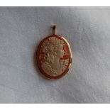 A shell cameo of a maiden in profile in an 18ct gold setting, 32mm x 26mm, approximately 4.