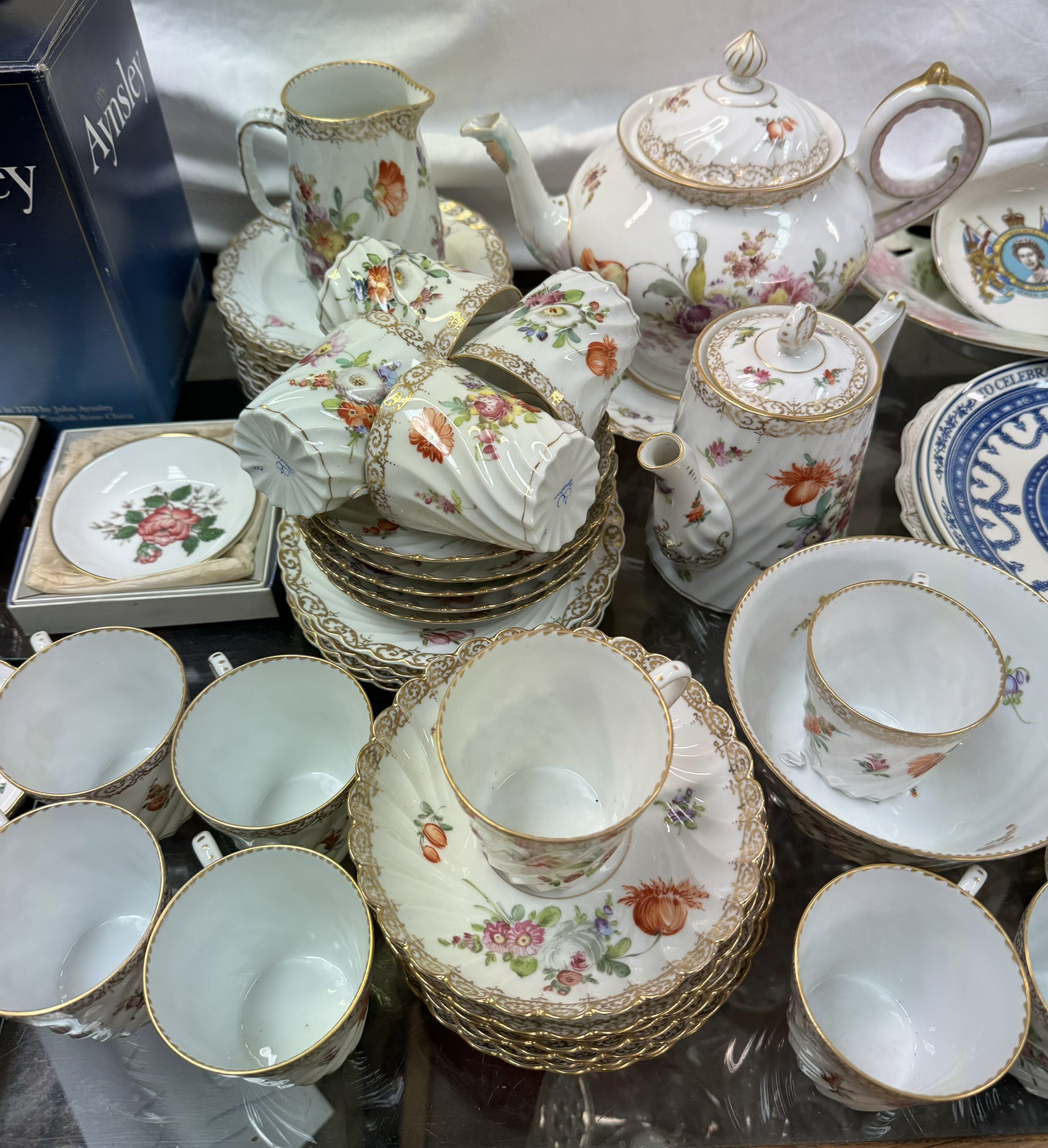 A Dresden porcelain part tea service together with another pottery part tea set, - Image 3 of 4
