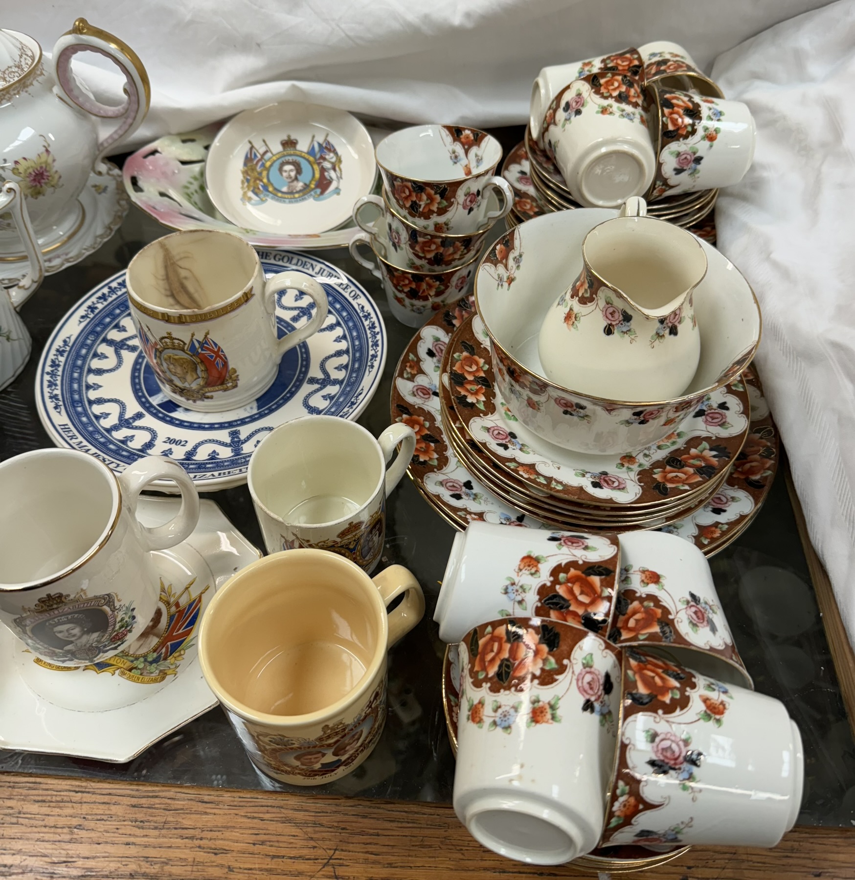 A Dresden porcelain part tea service together with another pottery part tea set, - Image 2 of 4