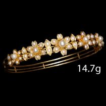 EDWARDIAN PEARL HINGED BANGLE