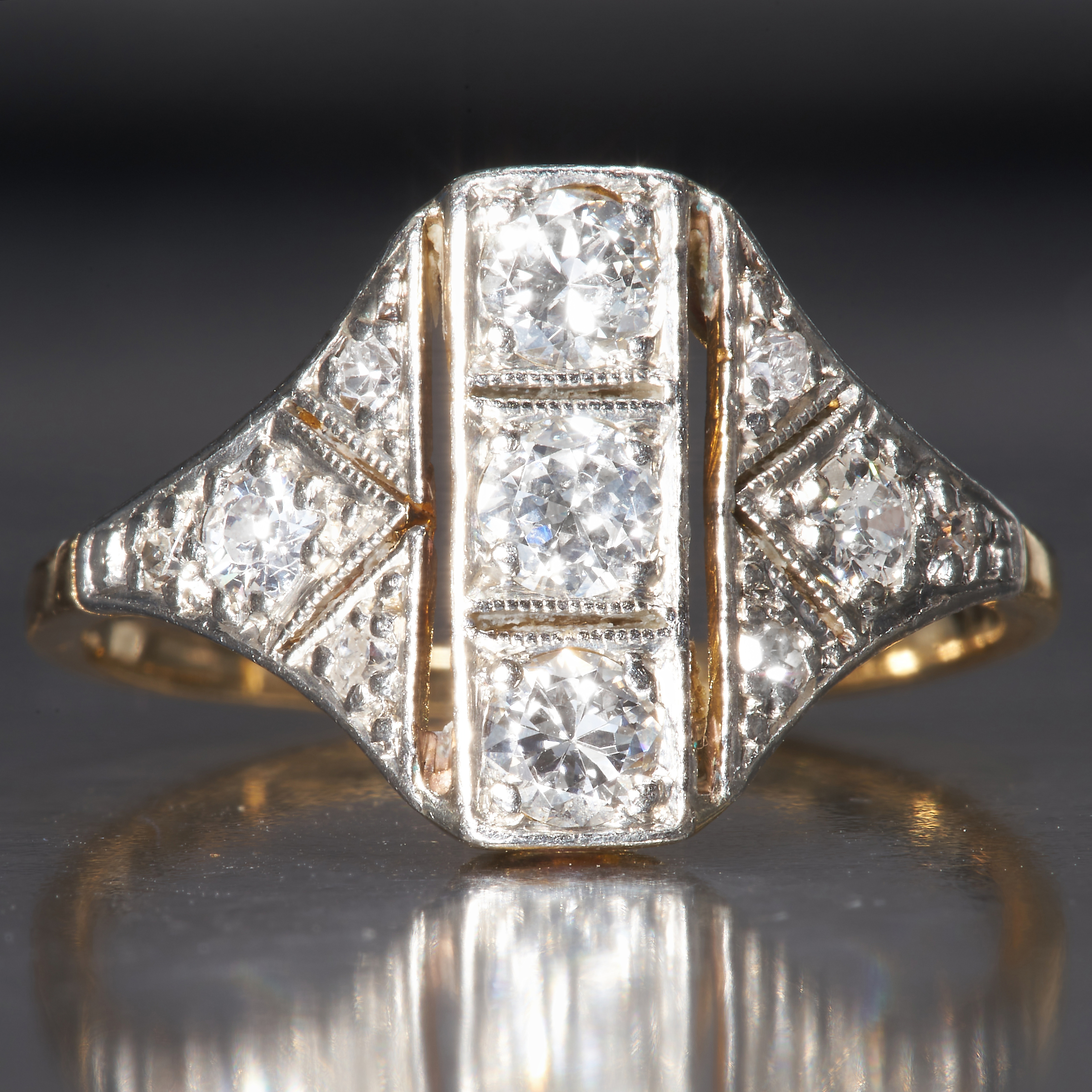 ART-DECO DIAMOND RING