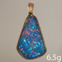 VINTAGE OPAL PENDANT