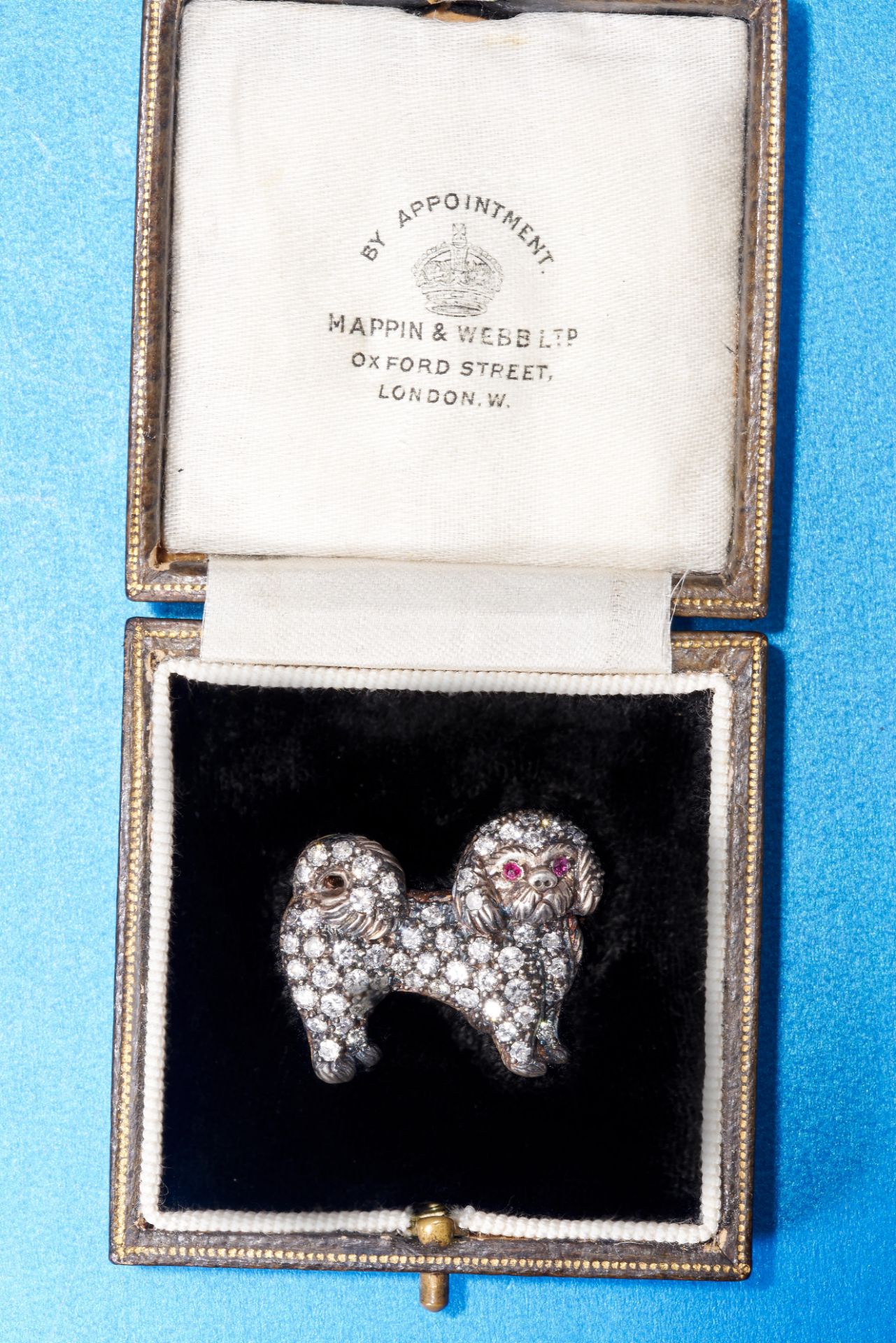 RARE ANTIQUE DIAMOND AND RUBY DOG BROOCH - Image 2 of 2