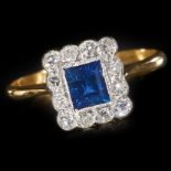 SAPPHIRE AND DIAMOND CLUSTER RING