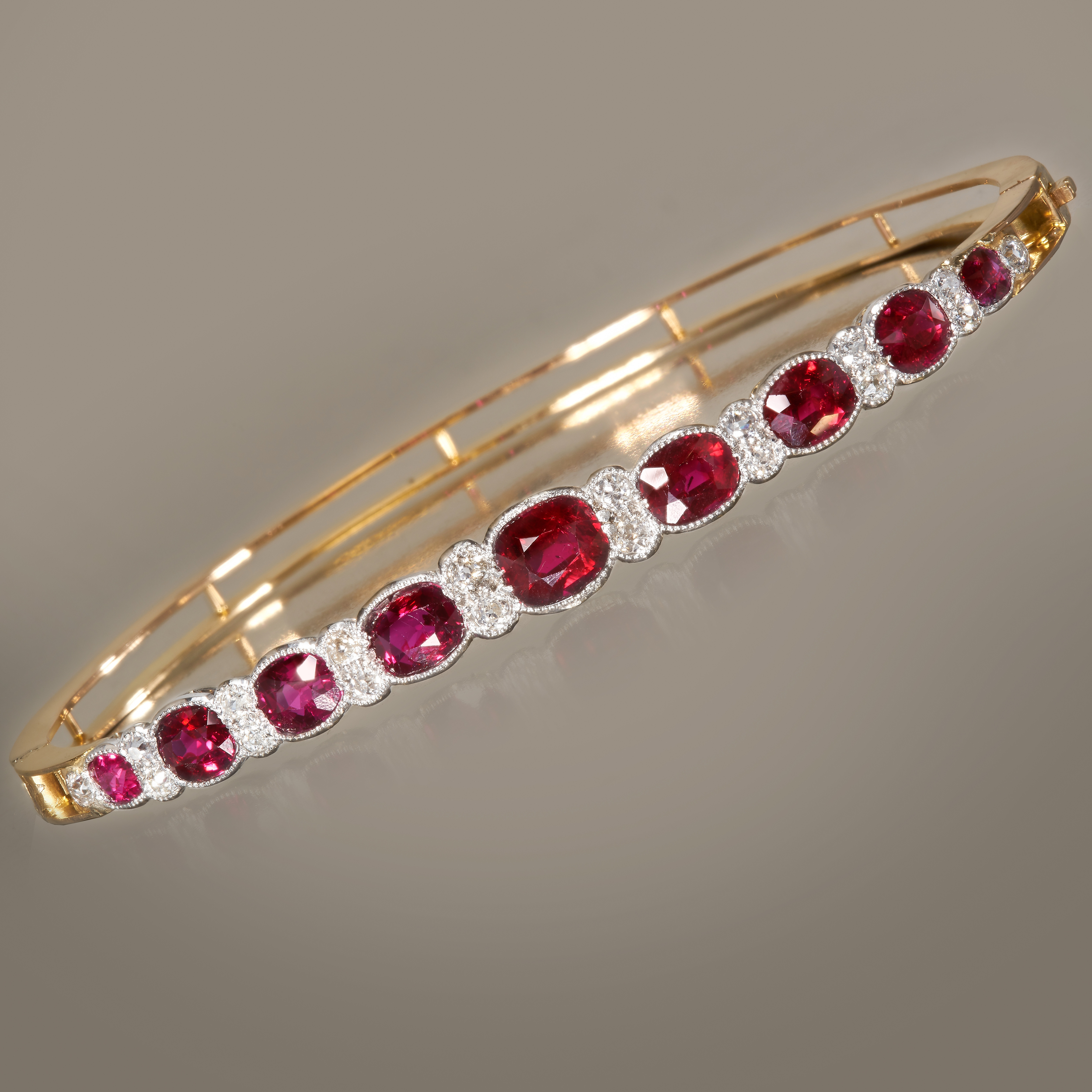 FINE RUBY AND DIAMOND BANGLE - Image 2 of 2