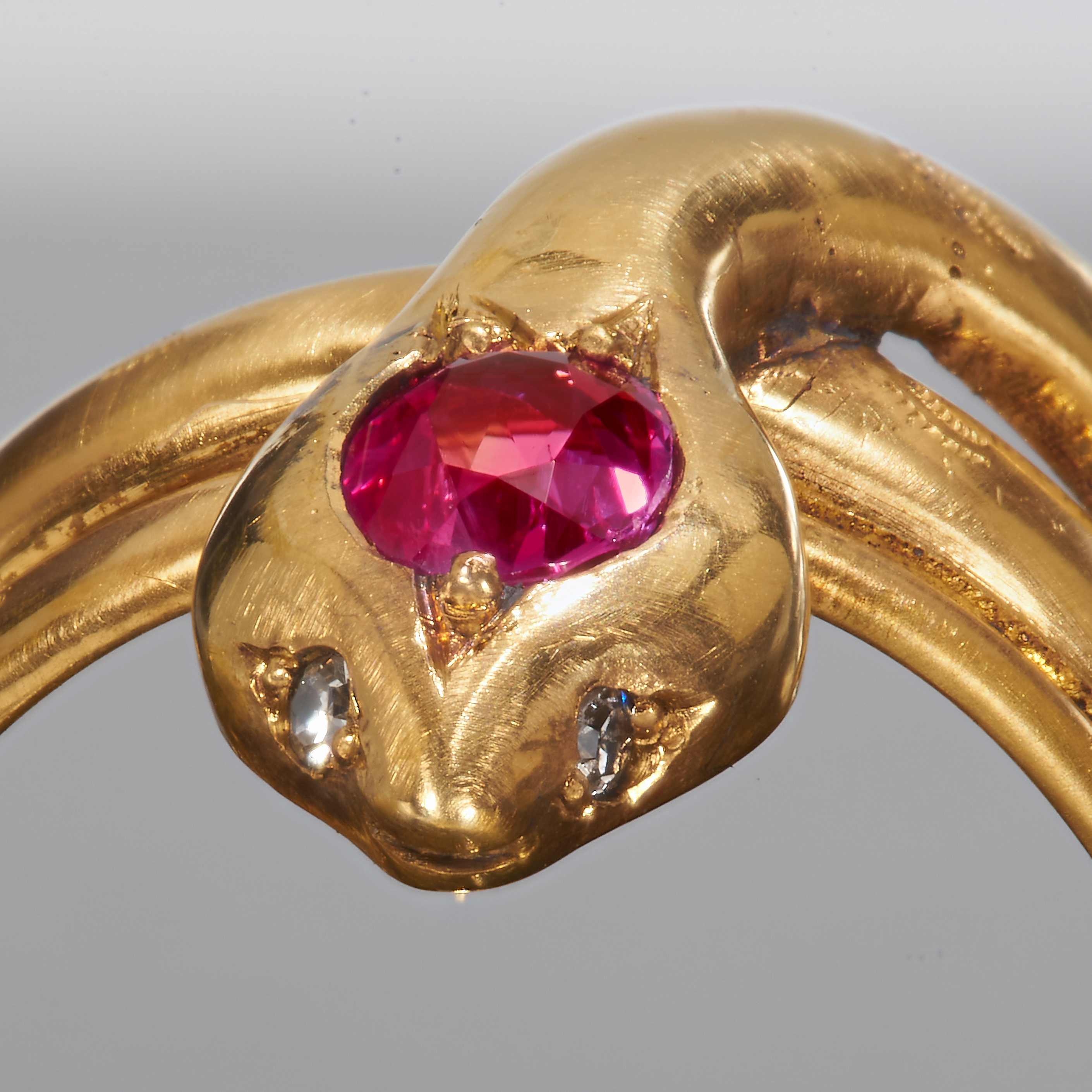 RUBY AND DIAMOND SNAKE RING - Image 2 of 2