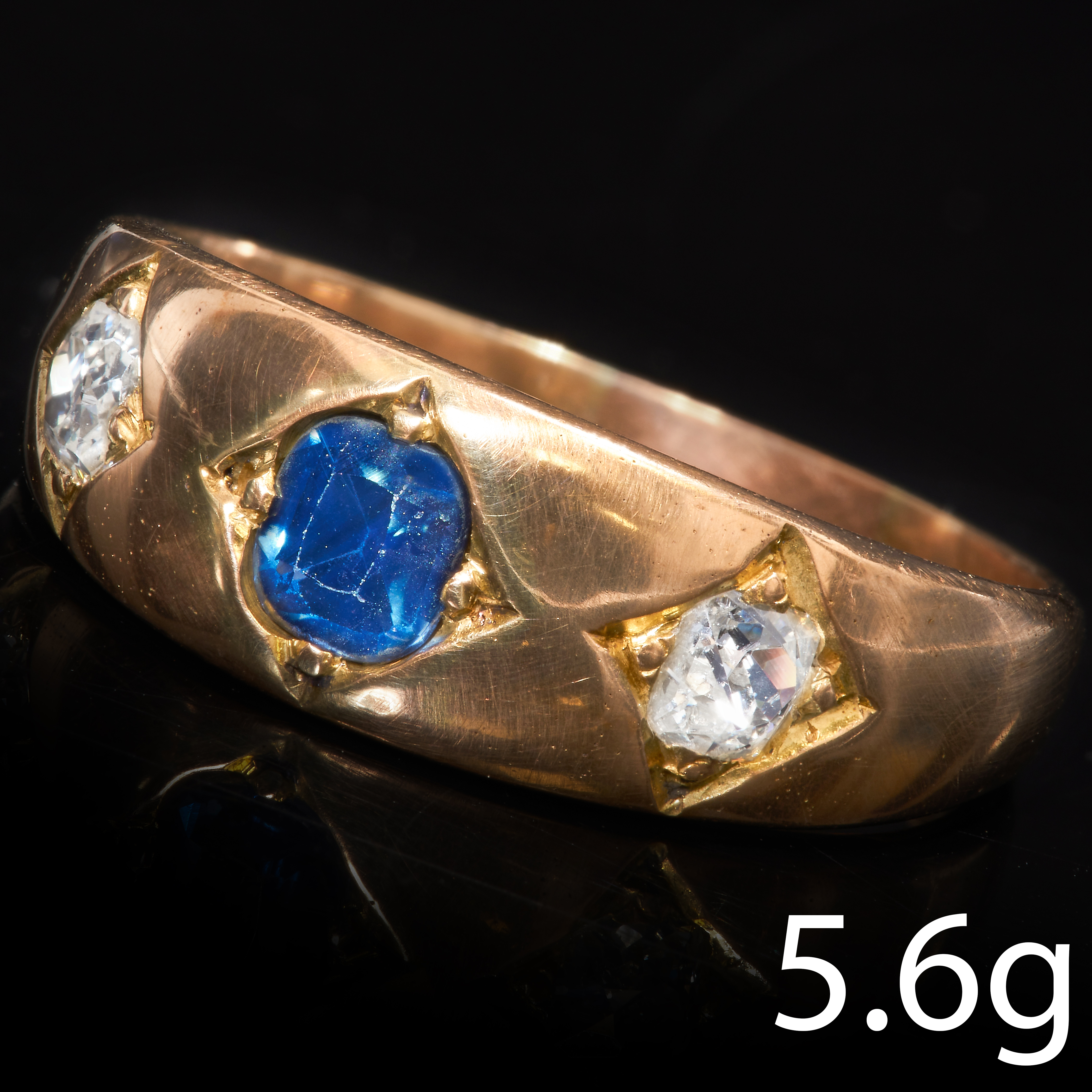 SAPPHIRE AND DIAMOND GYPSY RING
