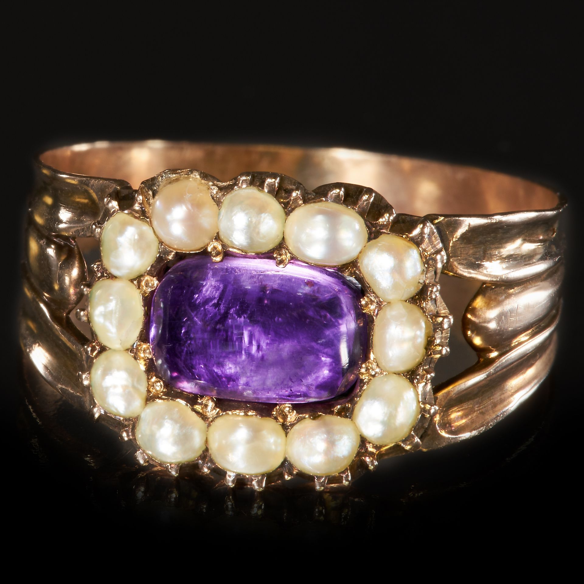 ANTIQUE GEORGIAN AMETHYST AND PEARL CLUSTER RING