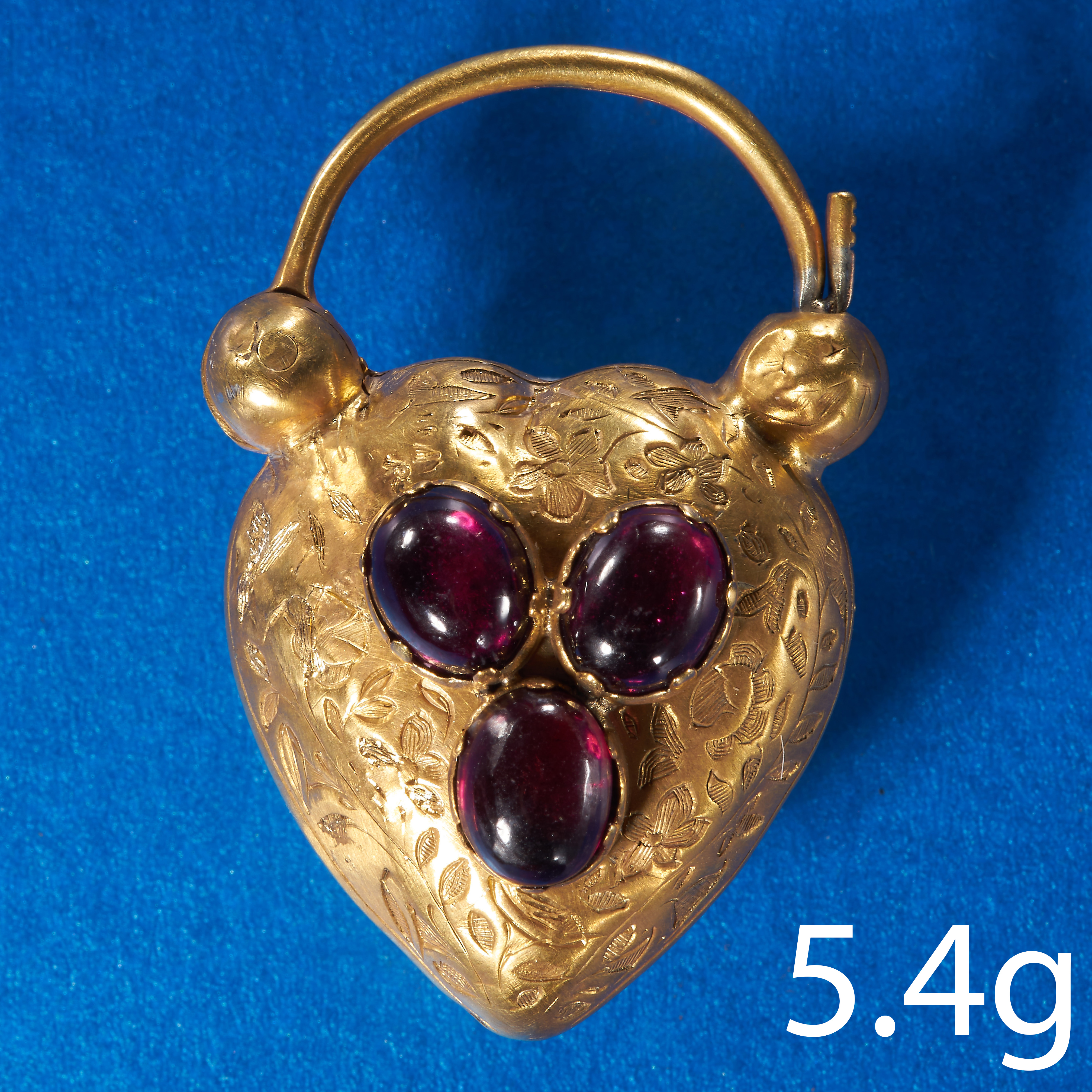 VICTORIAN GARNET PADLOCK CLASP