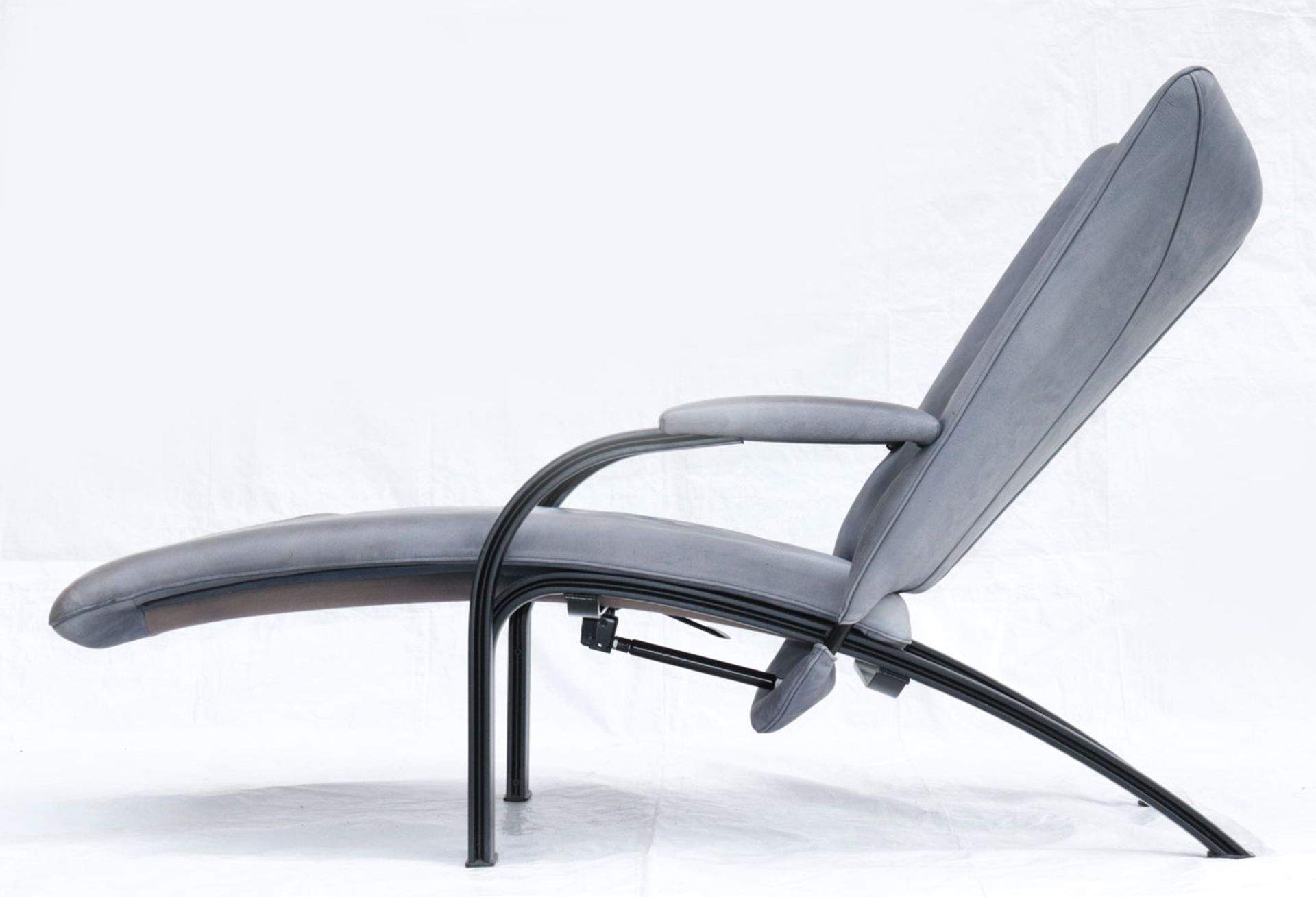 Design - Relaxchair - Image 13 of 13