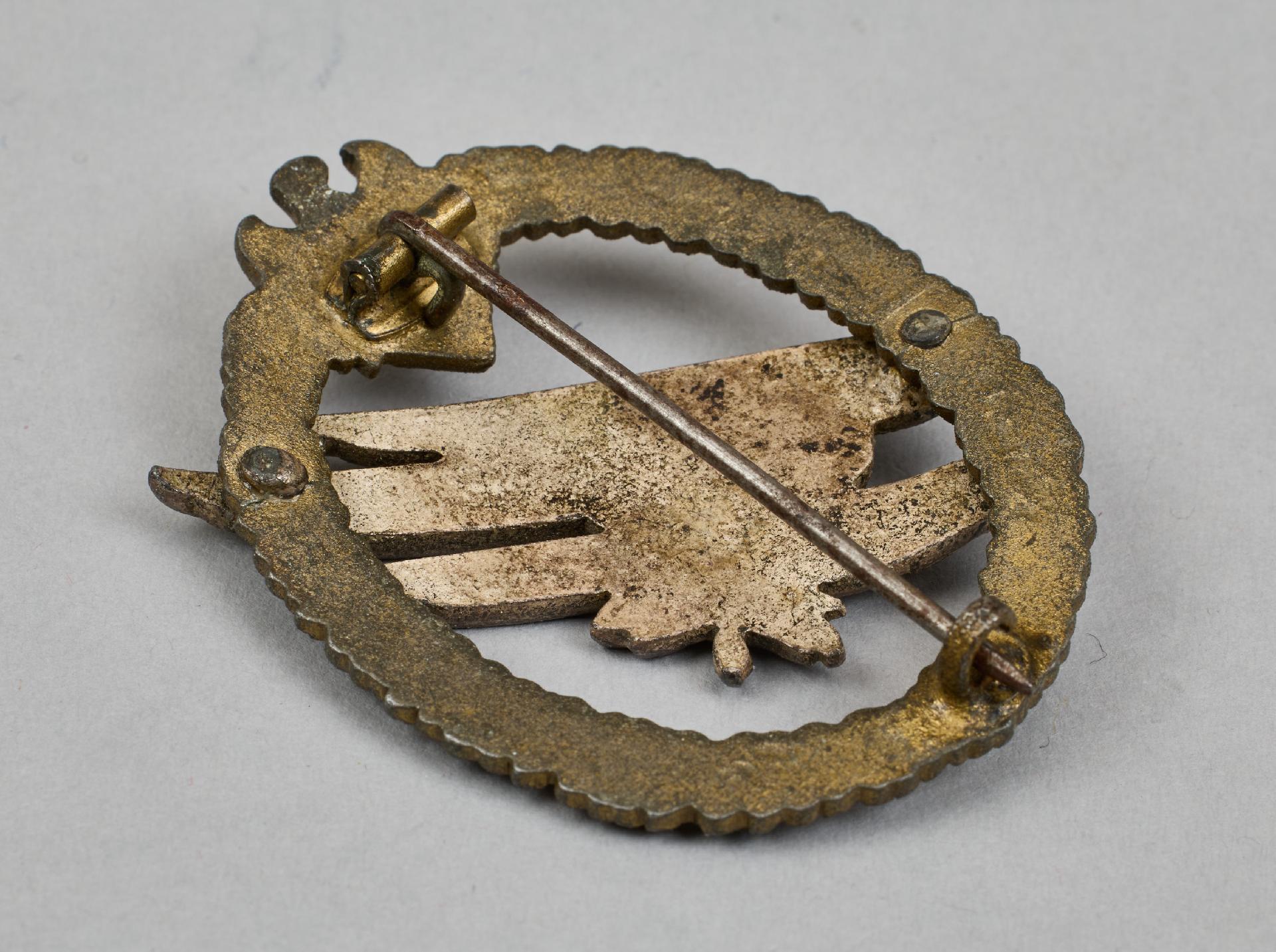 Awards of the Army and the Waffen - SS : Army Paratrooper Badge. - Image 3 of 5