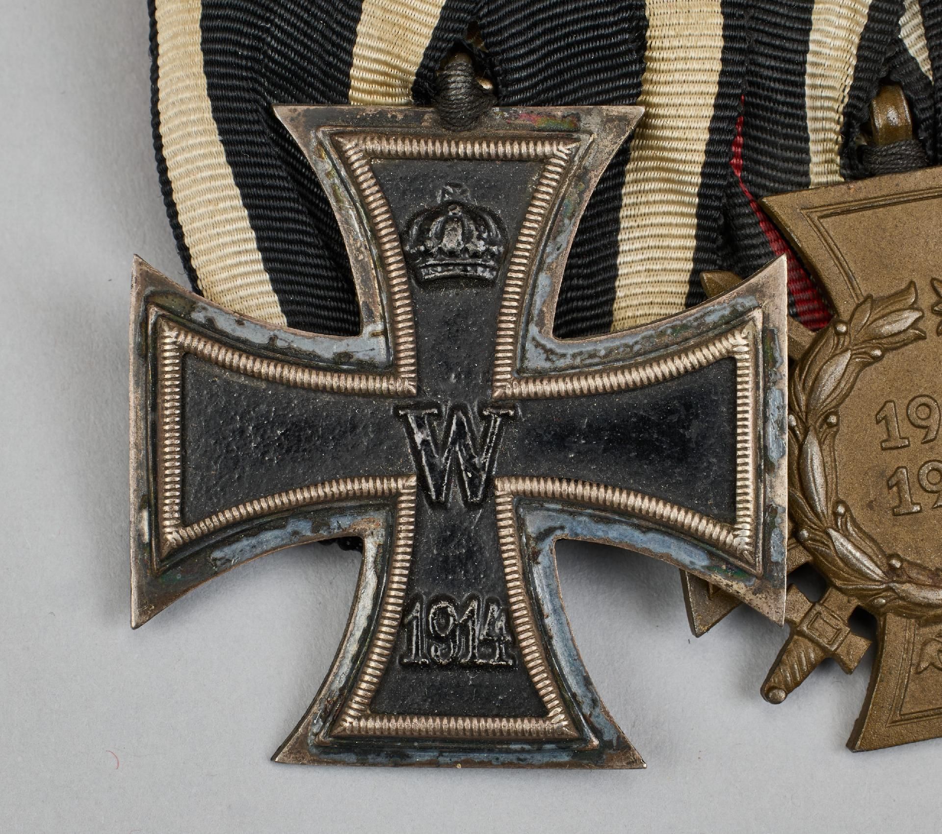 Zivile Auszeichnungen und Abzeichen : Dreiteilige Ordensspange mit Luftschutz - Ehrenzeichen 1. ... - Bild 5 aus 6