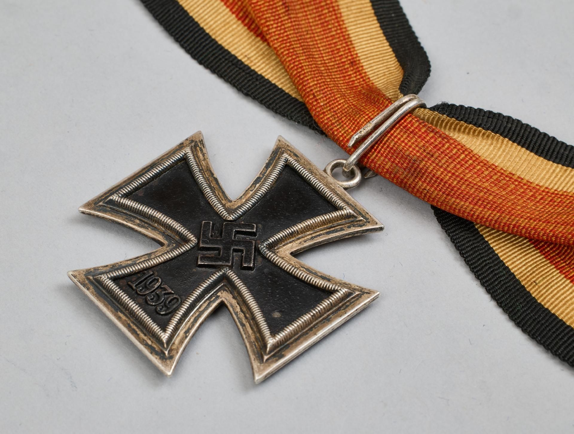 Knights Cross : Knight's Cross of the Iron Cross. - Image 19 of 22
