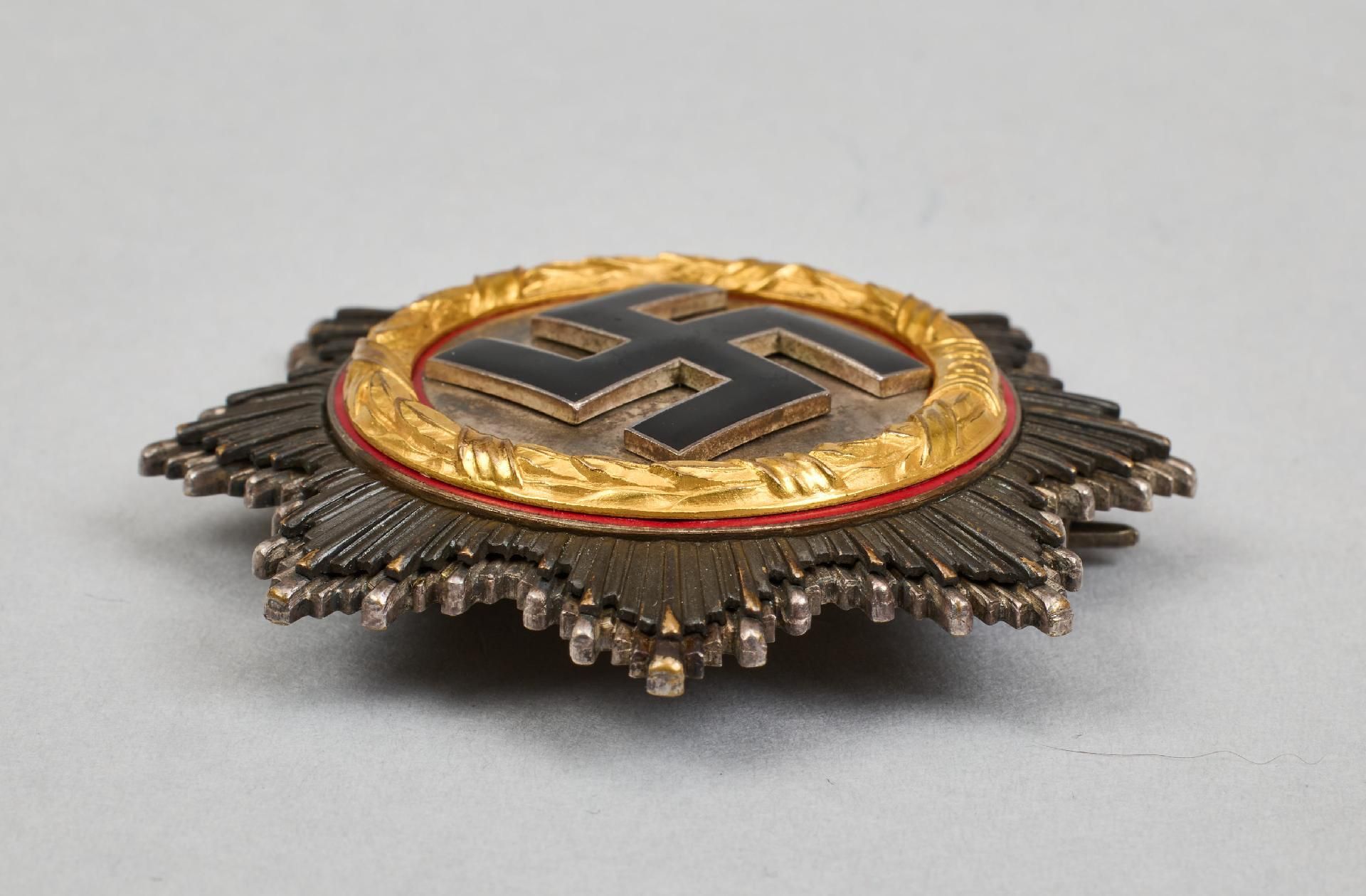 Deutsches Kreuz : Deutsches Kreuz in Gold. - Bild 7 aus 8