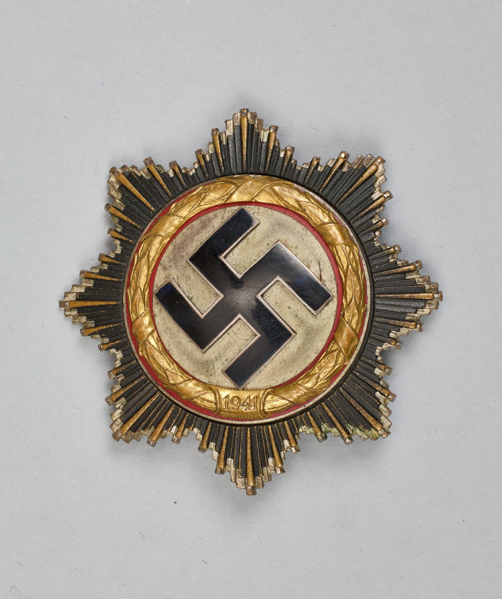 German Cross : German Cross in Gold - Image 4 of 7