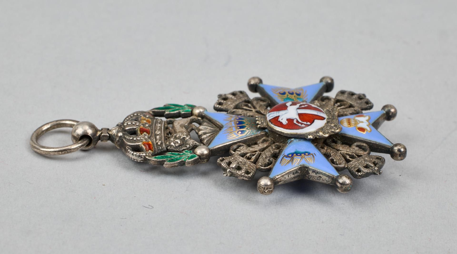 Duchy of Brunswick : Brunswick: Order of Henry the Lion Knight's 2nd Class Breast Badge - Image 5 of 5
