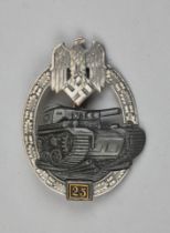 Auszeichnungen Heer und Waffen - SS : Panzerkampfabzeichen in Silber mit Einsatzzahl "25".