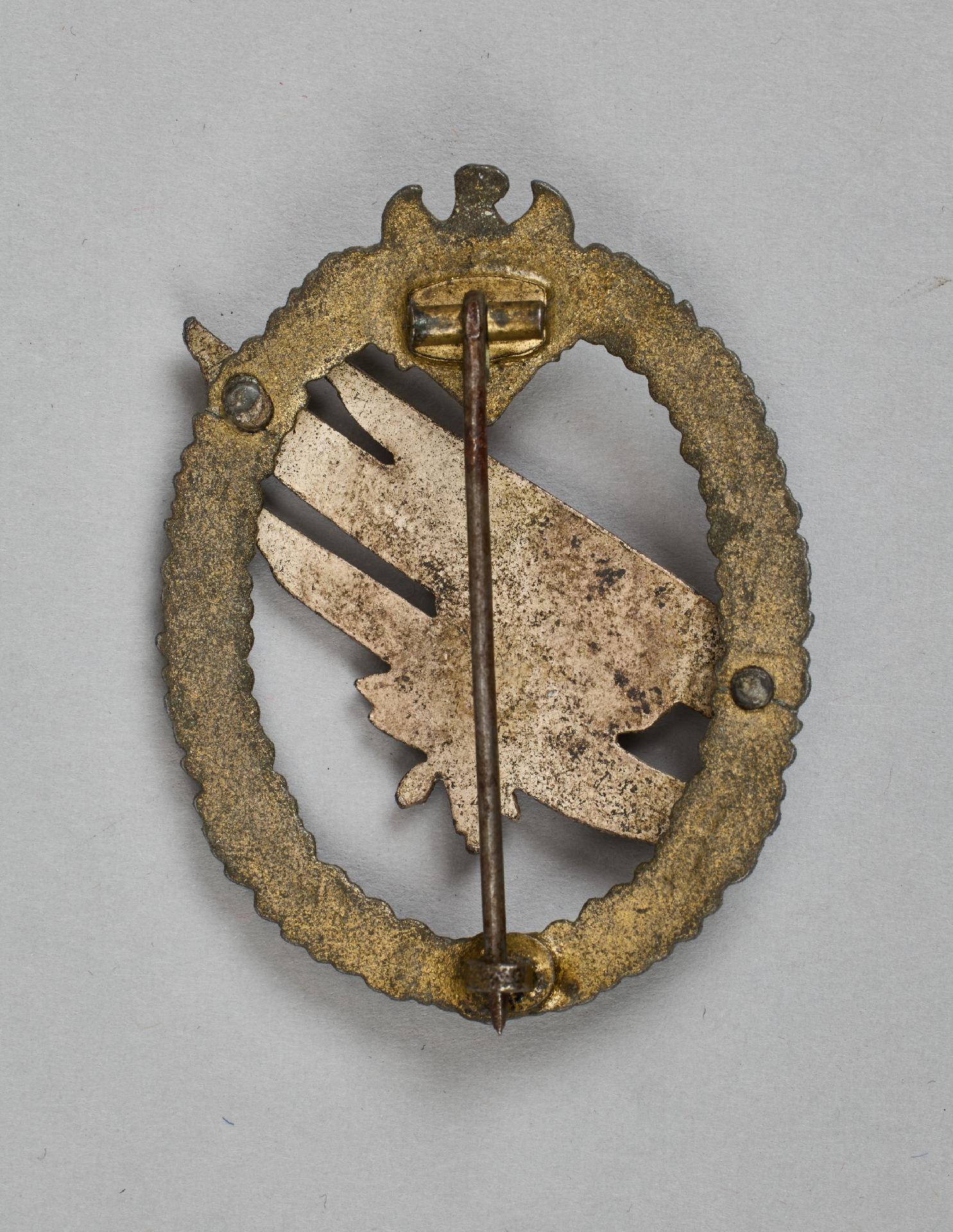Awards of the Army and the Waffen - SS : Army Paratrooper Badge. - Image 2 of 5