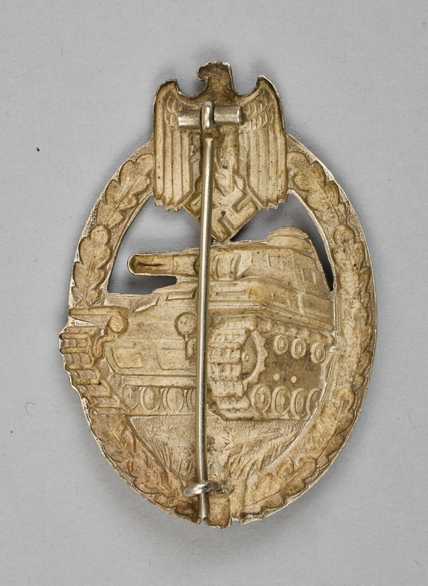 Awards of the Army and the Waffen - SS : Silver Tank Battle Badge. - Image 3 of 4