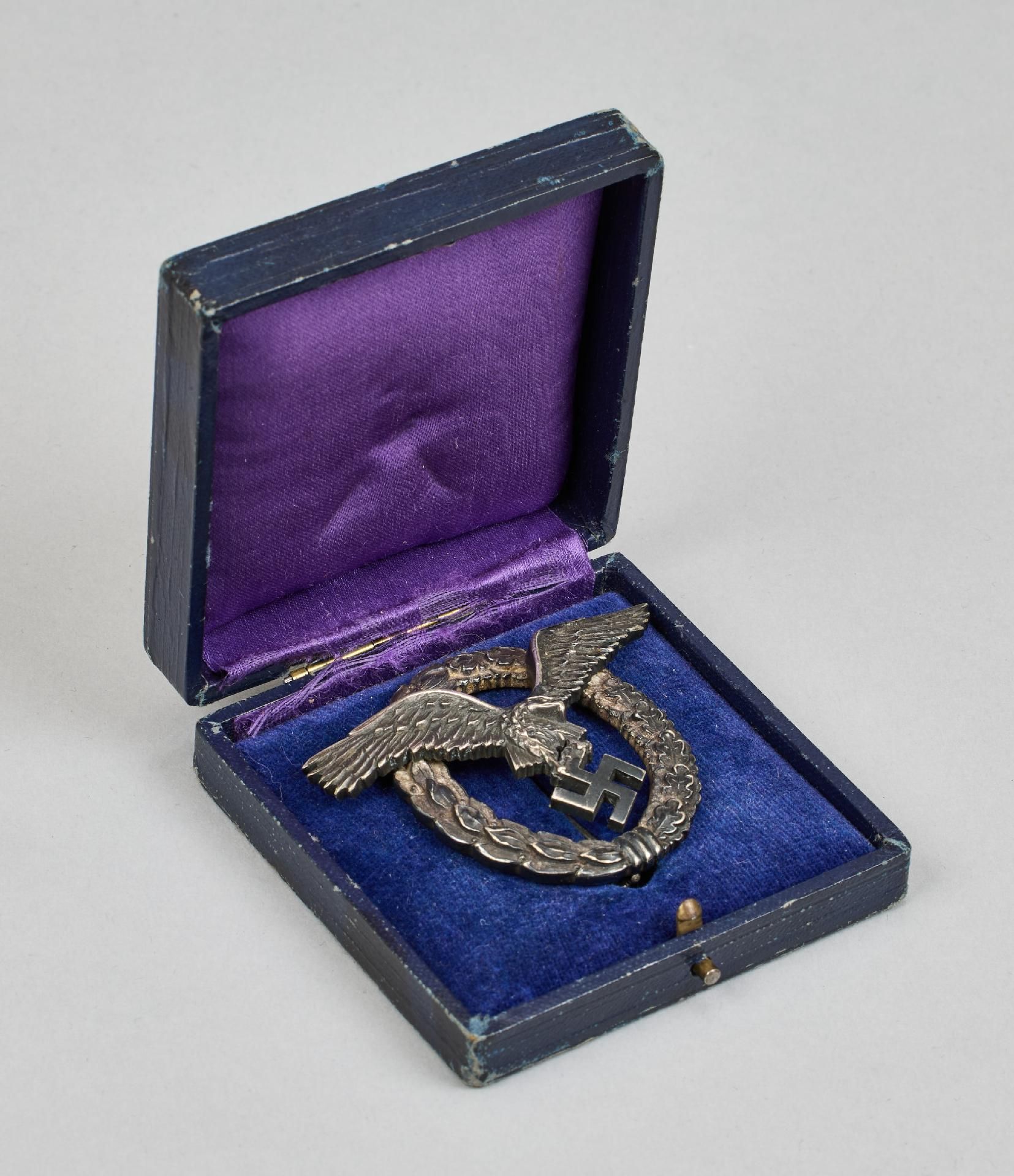 Luftwaffe Awards & Decorations : Luftwaffe Pilots Badge. - Image 2 of 7