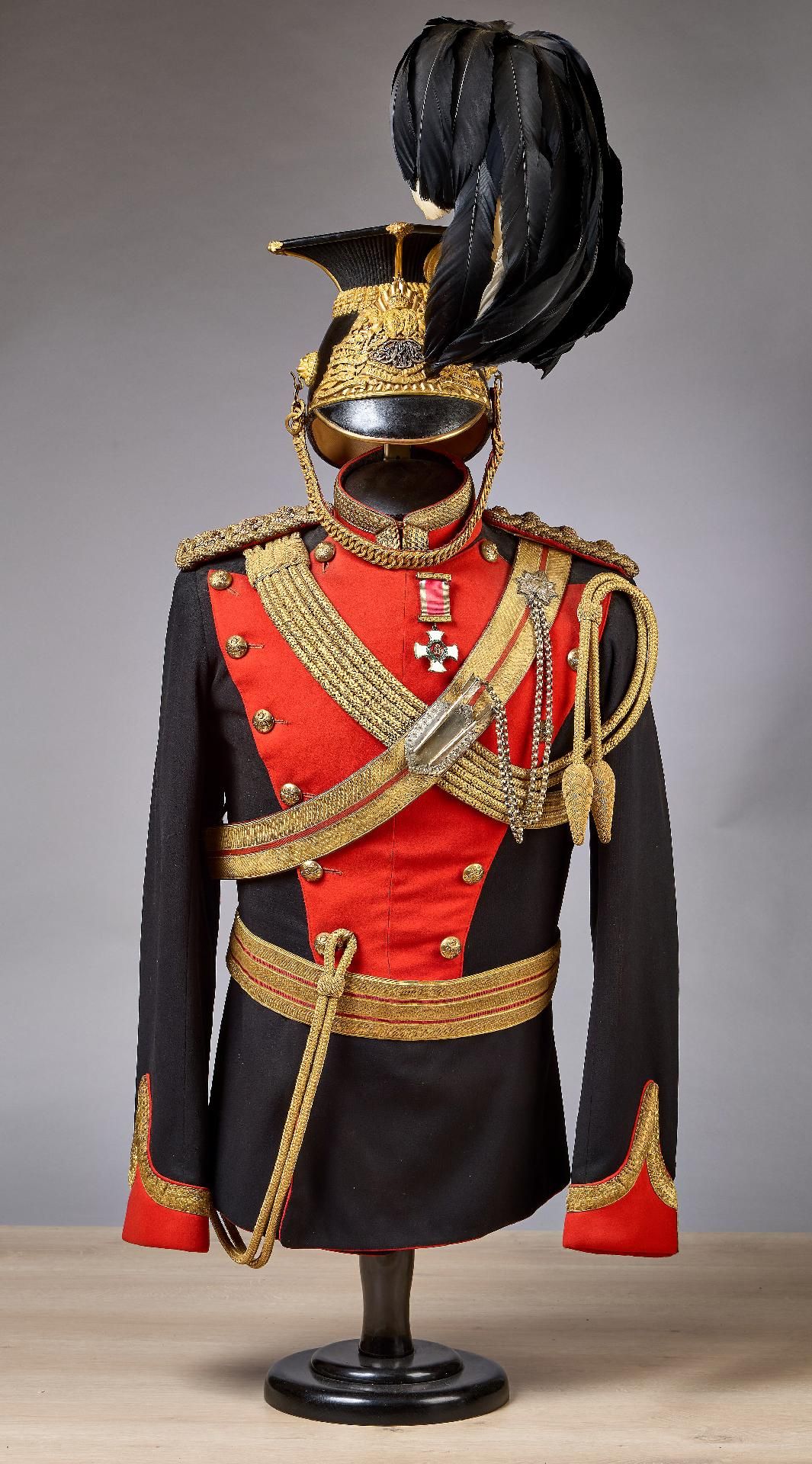Großbritannien : Britische Ulanka für Offiziere der Britischen 9h Queen's Royal Lancers.