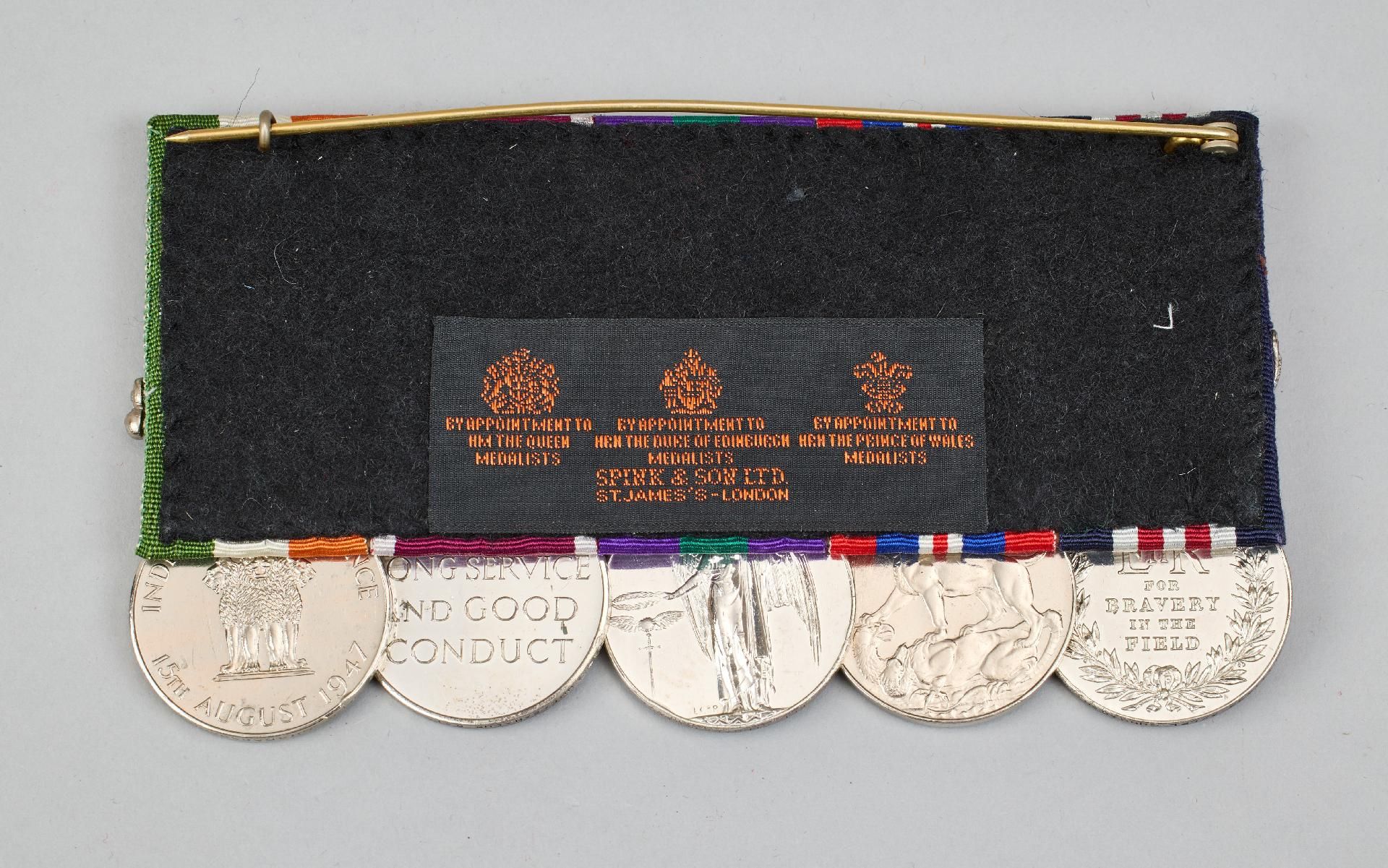 Grossbritannien : Große 5-teilige Ordensspange mit der Military Medal ( Elisabeth II.) an Sgt. .... - Bild 2 aus 11