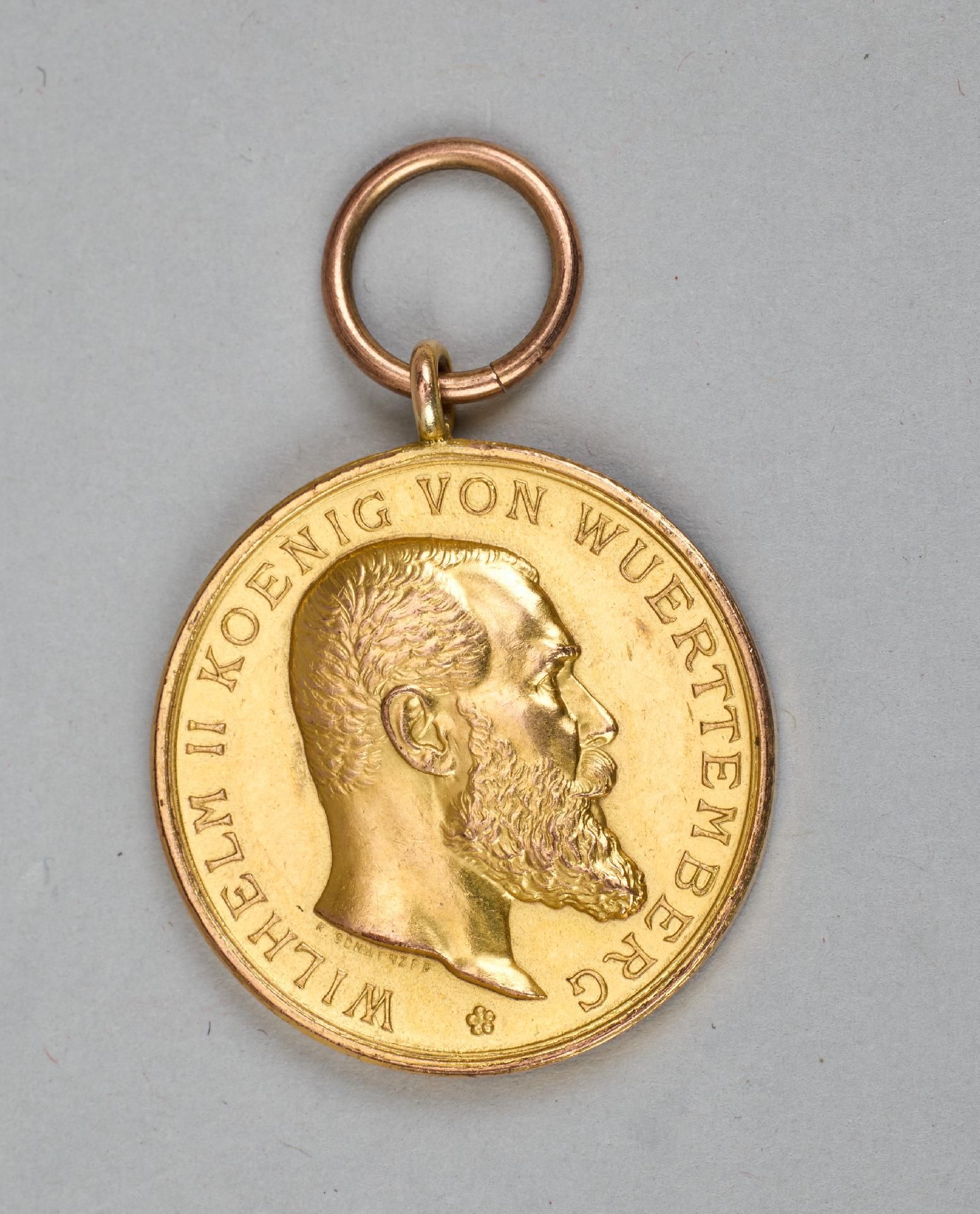 Württemberg : Goldene Militärverdienstmedaille mit dem Bild König Wilhelm II., 1892-1918 - Bild 2 aus 2