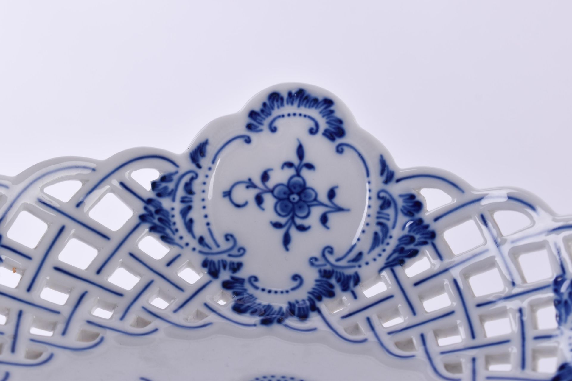 Foot bowl Meissen - Image 2 of 5