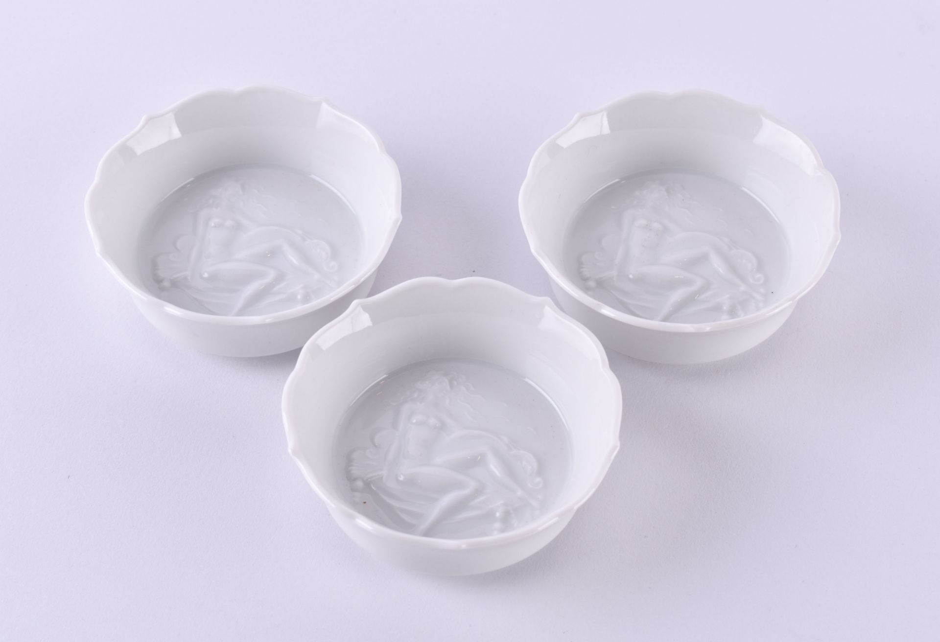 3 little bowls Meissen 