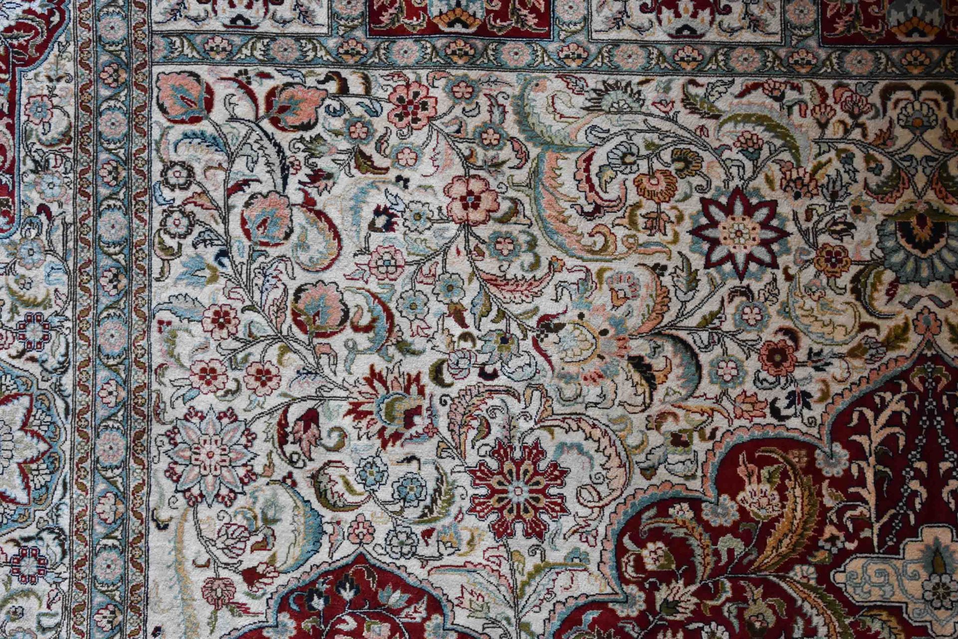 Silk carpet Hereke - Image 3 of 5