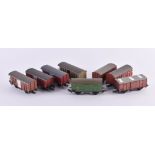 4 goods wagons 46120 and 4 goods wagons 3315256 Piko
