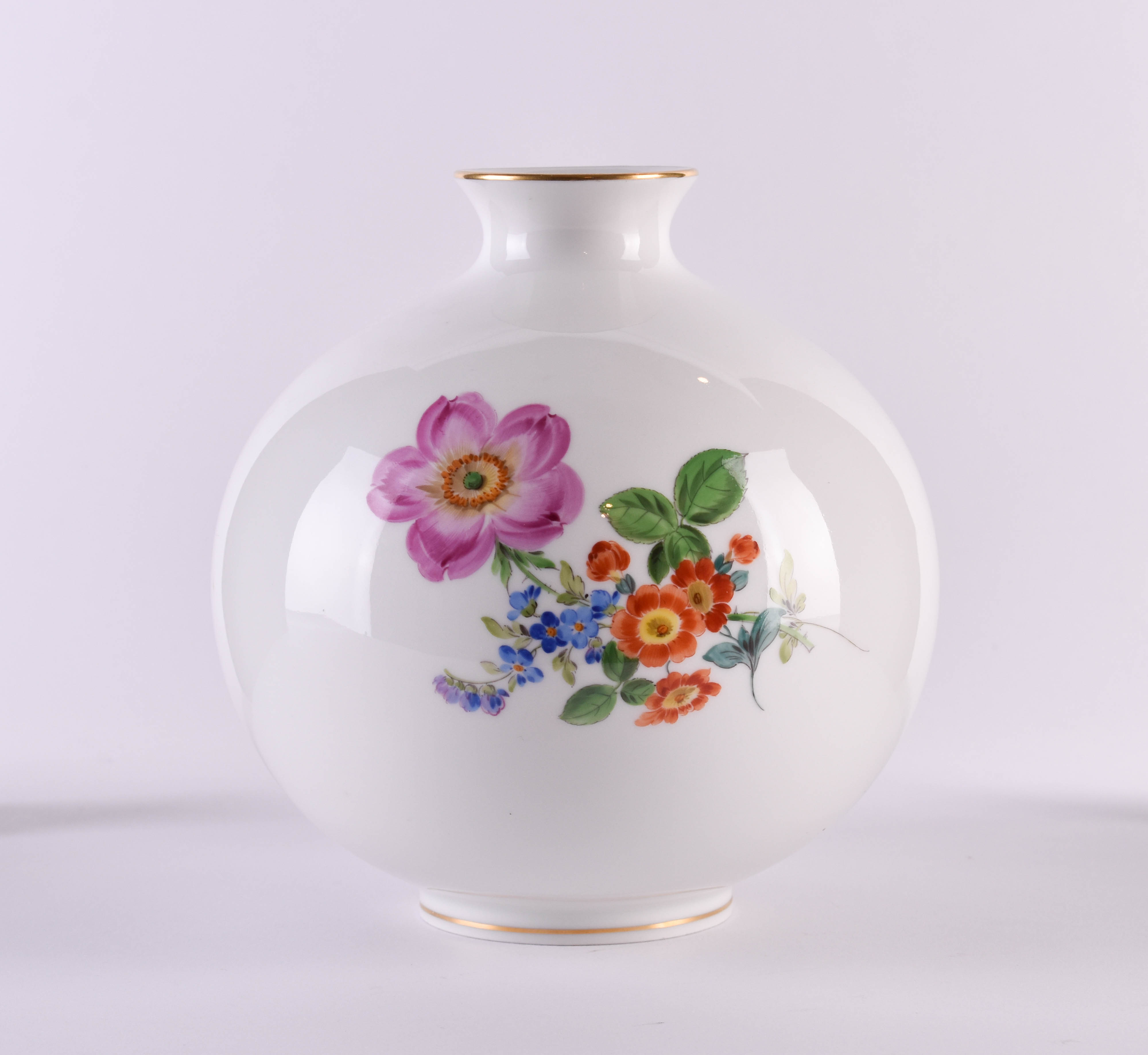spherical vase Meissen