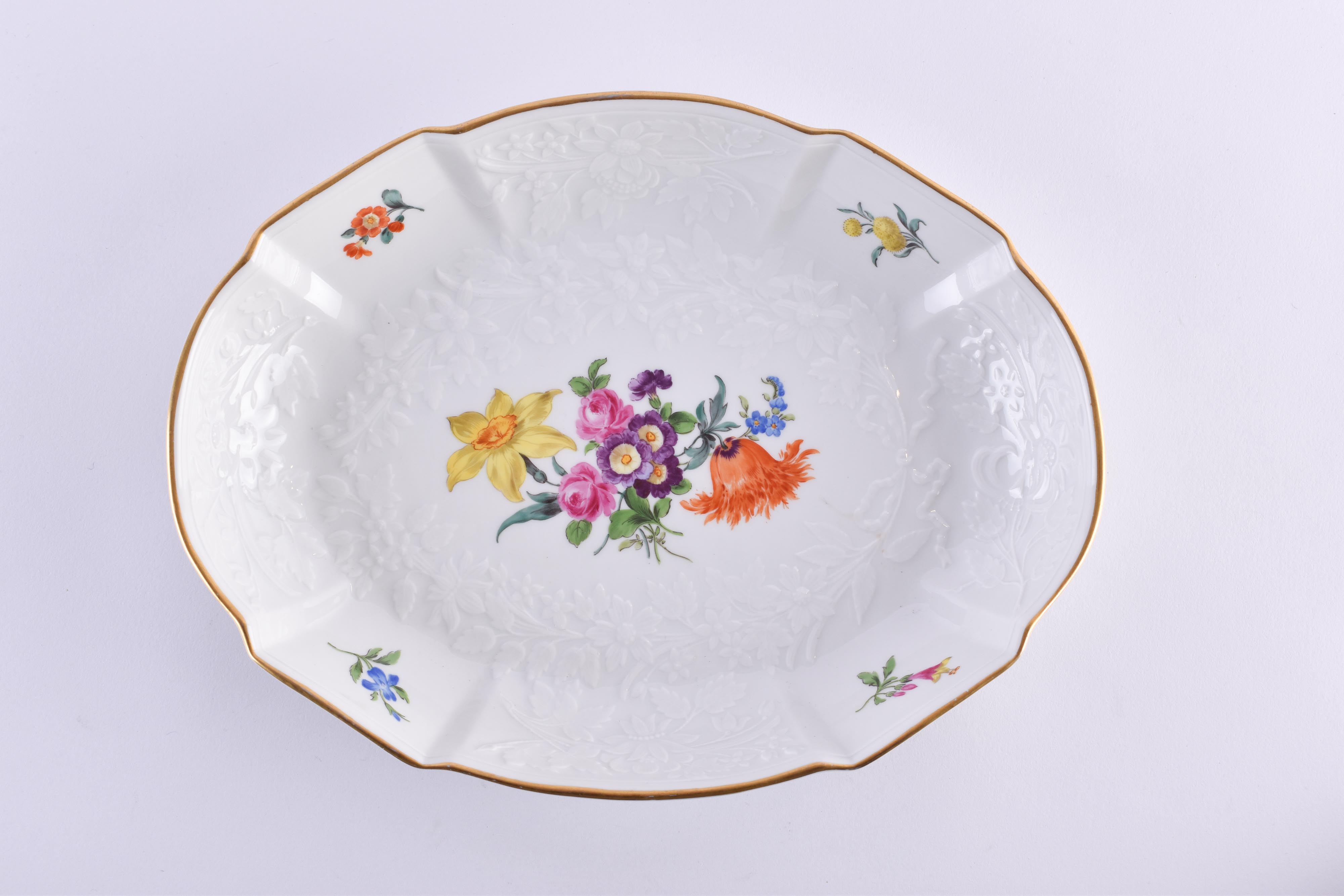 Bowl with Gotzkowski flower relief Meissen