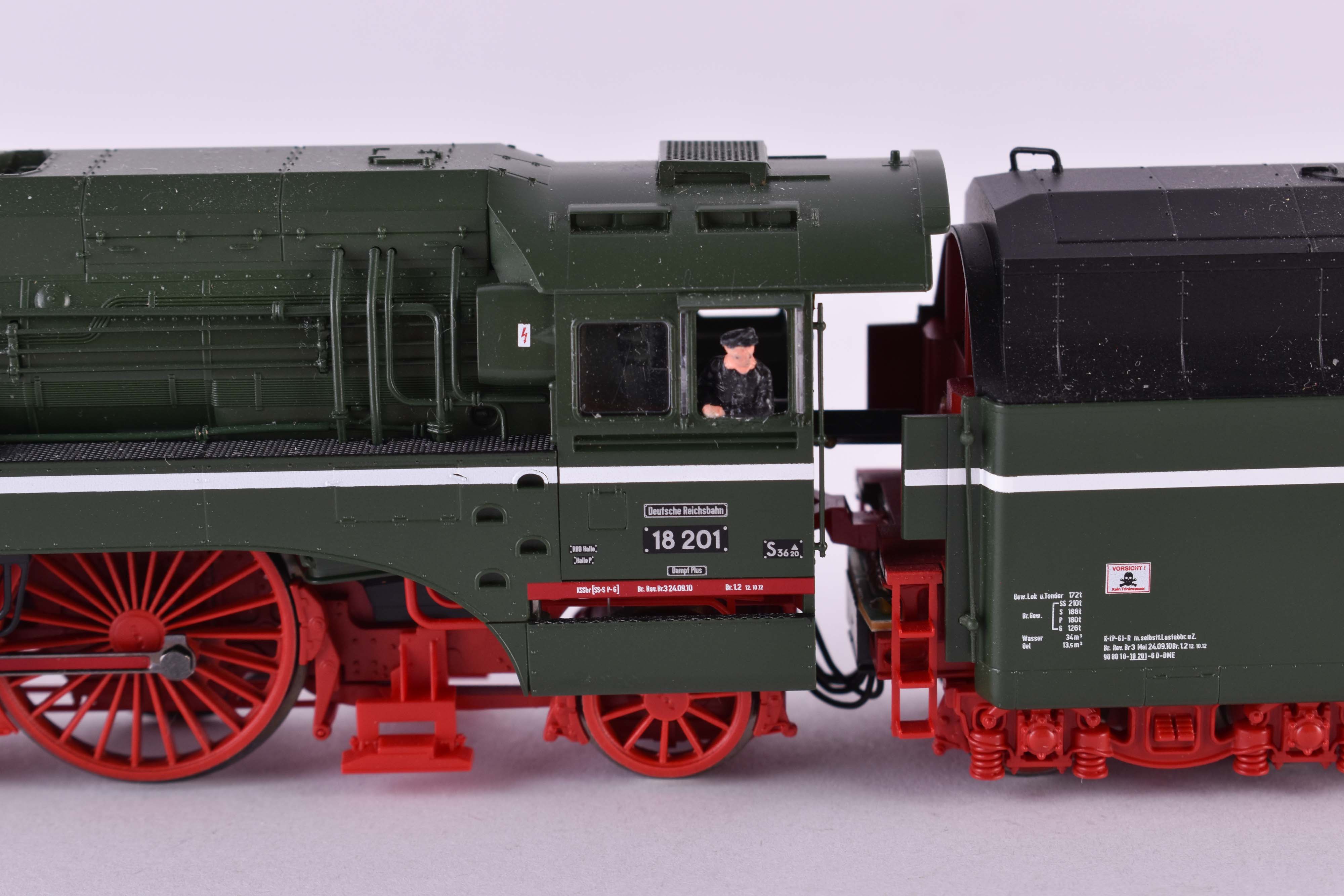 Dampflokomotive 18 201 DR - Roco - Bild 3 aus 3