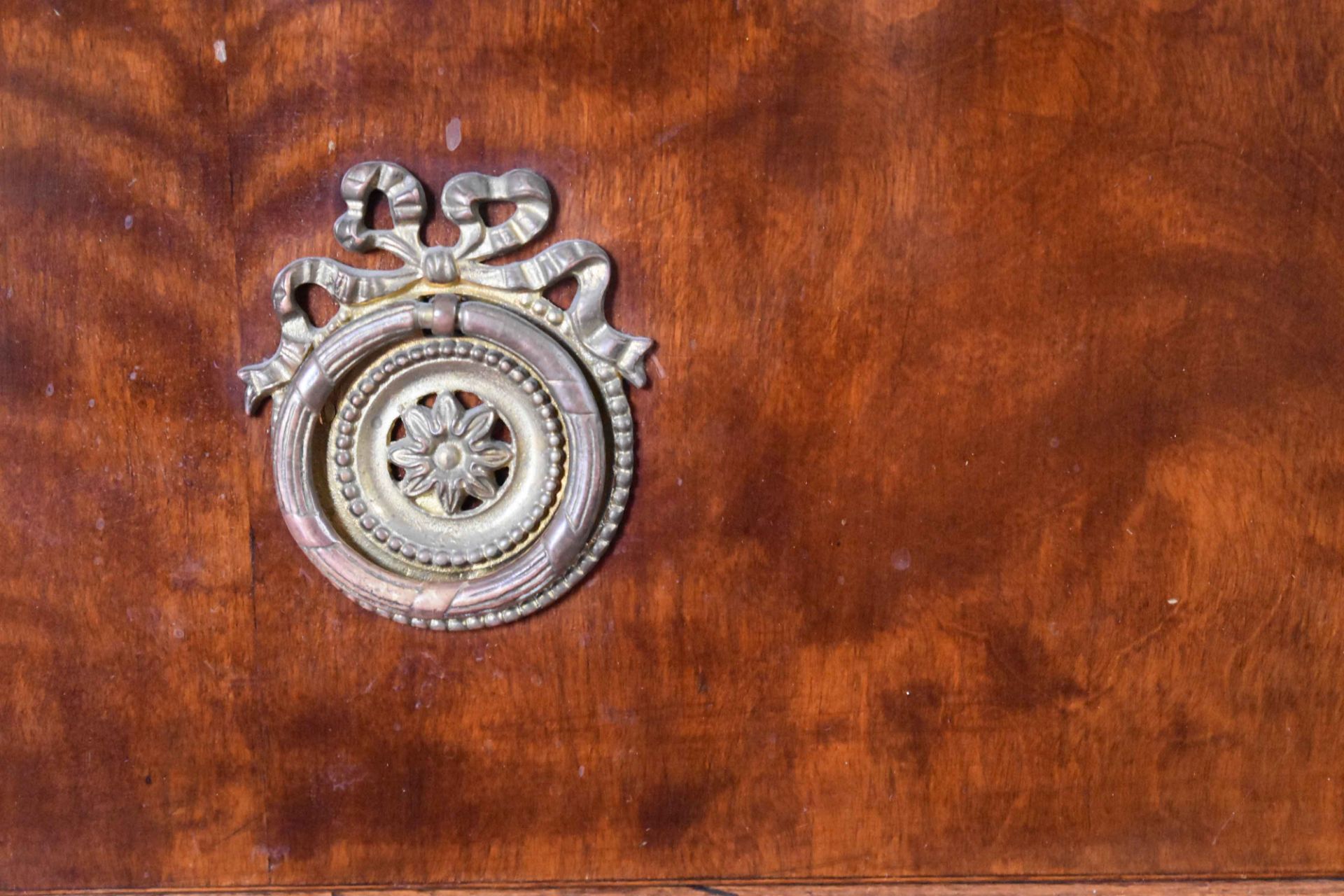 Chest of drawers  - Image 3 of 4