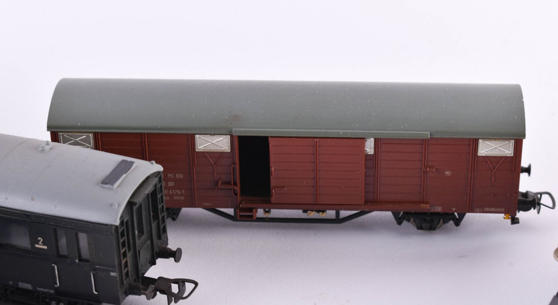 A group of freight wagons/passenger wagons Piko and other manufacturers - Image 3 of 3